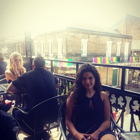 Meet your Posher, Melissa - Picture 2 of 2